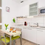 Apartamento Family-friendly With Swimming Pool Hvar - 22502