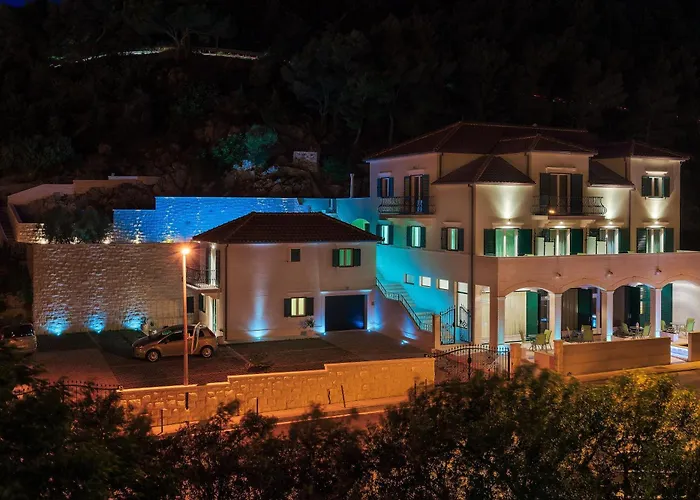 Apartman Family-friendly With Swimming Pool Hvar - 22502 *